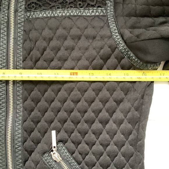 GILI Quilted Jacket Lace Faux Leather Trim Size 4 - Picture 9 of 12